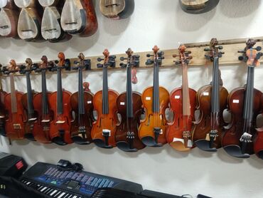 Ложки: Məhsul: Skripkalar və musiqi alətləri seçimi hər ölçüdə var Təsvir
