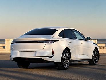 changan a05 arxa bufer: Changan Qiyuan A05: 1.5 l | 2025 il 25000 km Sedan — 4