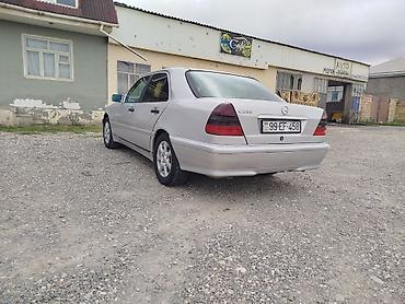 moto kasqa: Mercedes-Benz C 180: 1.8 l | 1998 il Sedan — 2