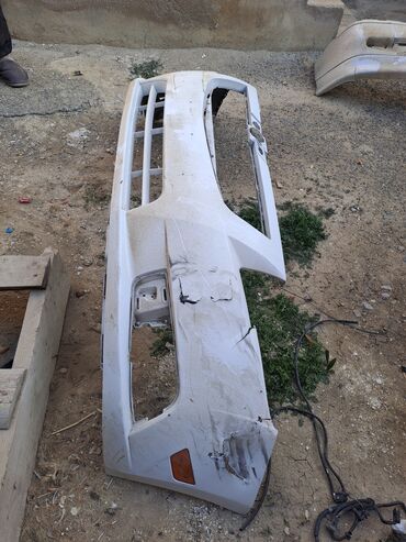 Bamperlər, buferlər: İşlənmiş buferlər Hyundai, Toyota,Chevrolet 
Şaiq usta 
0503667291 — 5