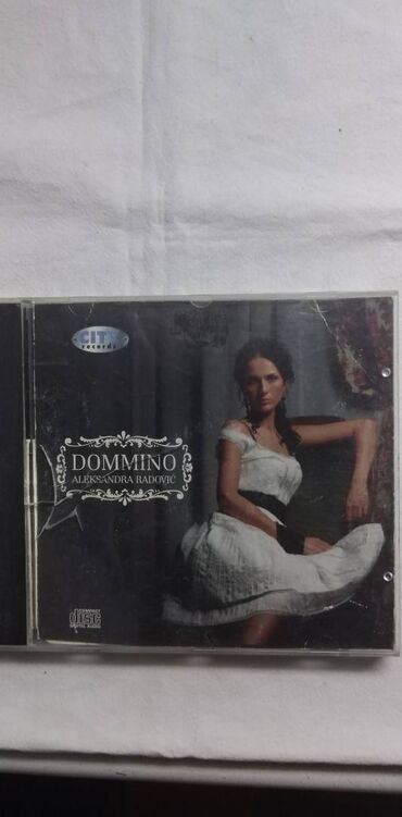 Knjige i stripovi: Cd domaca zabavna muzika,cena za kom. II — 17