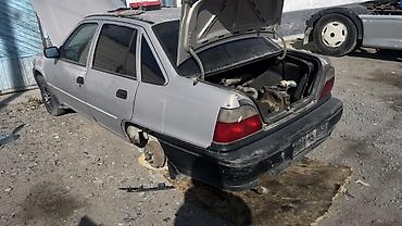 mers 817: Daewoo Nexia: 1994 г., 1.6 л, Механика, Бензин, Седан — 4