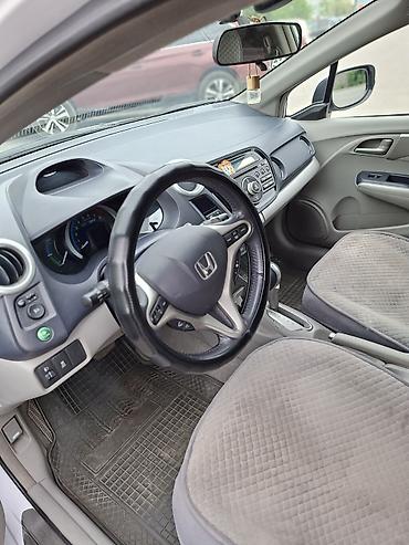 cha: Honda Insight: 2010 г., 1.3 л, Автомат, Гибрид, Хэтчбэк — 2