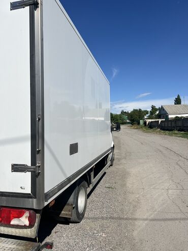 Легкий грузовой транспорт: Легкий грузовик, Б/у at lalafo.kg — 6 Легкий грузовой транспорт: Легкий грузовик, Б/у — 6