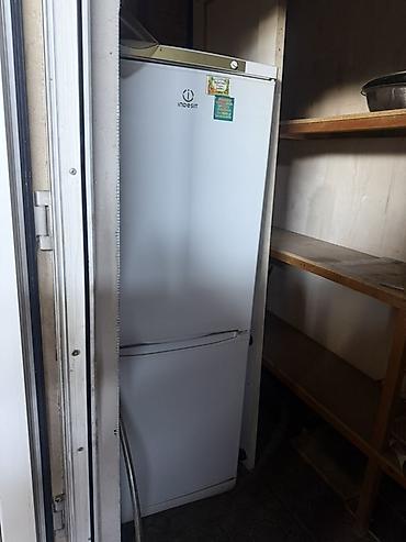 ultra 1: Холодильник Indesit, двухкамерный, белый. - Классическая компоновка — 1