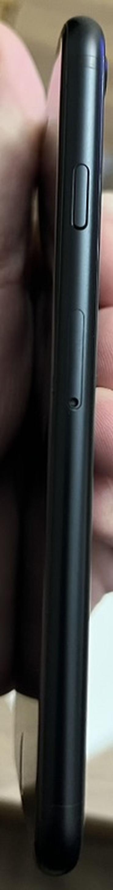 Apple iPhone: IPhone SE 2020, 128 GB, Qara, Barmaq izi — 4