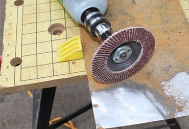 Ostali pribor i dodaci za alate: Nov adapter za bušilicu. Osovina prečnik 10 mm — 7