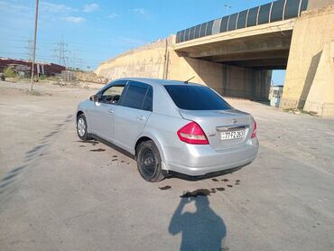 nissan sunny 2020 qiymeti: Nissan Tiida: 1.5 l | 2012 il Sedan