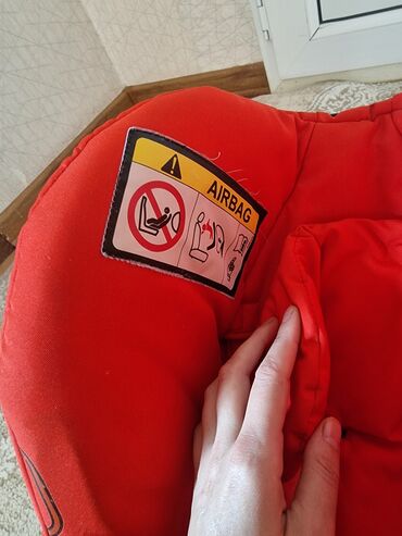 Avtokreslolar: Qırmızı rəngli uşaq avtomobil oturacağı (beşik tipli, daşıma — 7