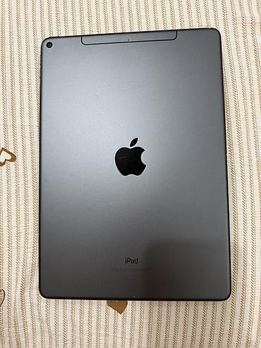 Планшеты: Продаю Apple iPad Air (3-го поколения) Состояние идеал, все родное — 1