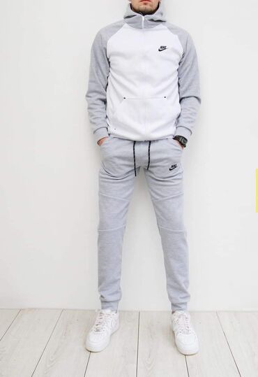 Trenerke: TOP PONUDA Veličine S M L XL XXL Cena 4400 dinara Moguca zamena — 3