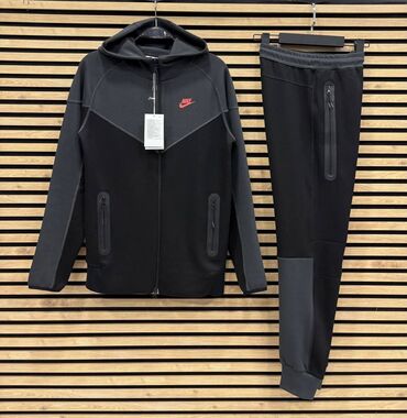 Trenerke: M l xl 2xl 3xl
4499 din — 7