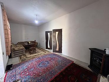 bineqedide: Binəqədi qəs. 3 otaqlı, 90 kv. m — 3