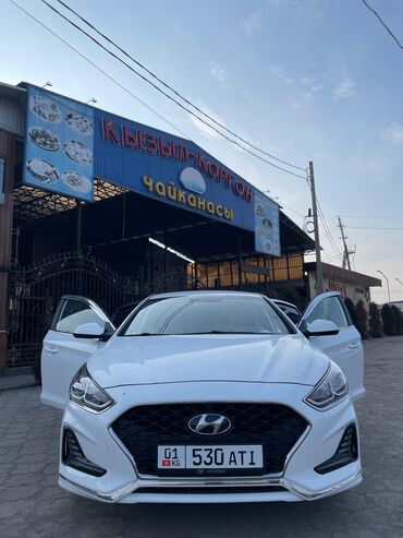 саната соната: Hyundai Sonata: 2019 г., 2 л, Автомат, Газ, Седан