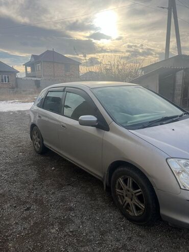 Honda: Honda Civic: 2000 г., 1.5 л, Вариатор, Бензин, Хэтчбэк