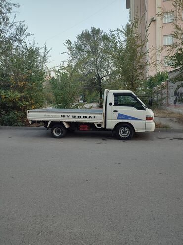 Hyundai: Hyundai Porter: 2001 г., 2.5 л, Механика, Дизель, Фургон