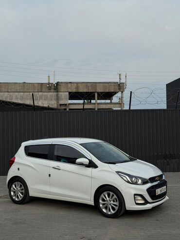 расрочкага машина алам: Chevrolet Spark: 2018 г., 1 л, Автомат, Бензин, Хэтчбэк