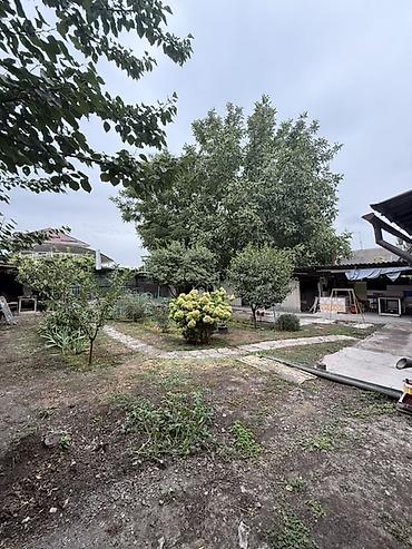 Продажа коттеджей и домов: 4 комнаты, 120 м², 5 соток, Бишкек, Аламединский рынок / базар Собственник — 14