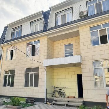bmw 1 серия 118i mt в Кыргызстан | Продажа квартир: 1 комната, 45 м², 106 серия улучшенная, 2 этаж, Свежий ремонт, Газовое отопление