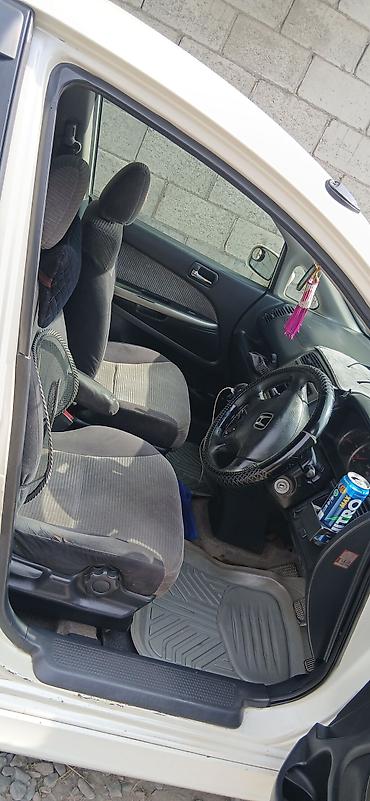 порог стрим: Honda Stream: 2002 г., 1.7 л, Бензин, Минивэн — 8