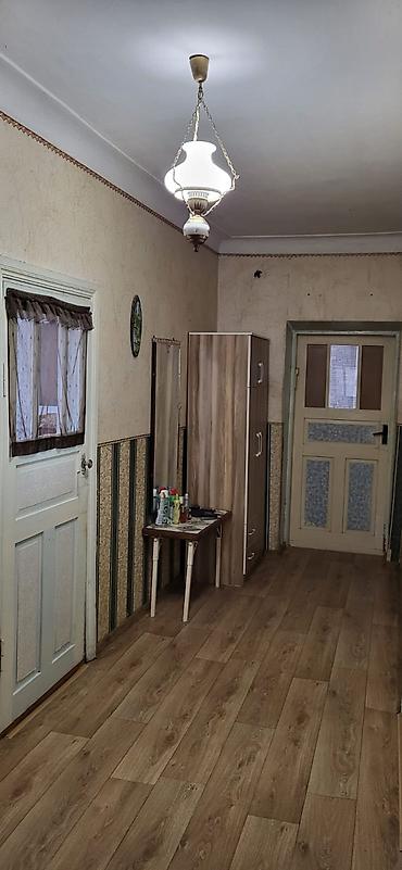 Продажа коттеджей и домов: Продам дом с мебелью. 📍Город Кант,ул.Куйбышева. В доме 5 жилых комнат — 10