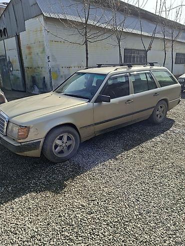 Mercedes-Benz: Mercedes-Benz W124: 1989 г., 2.3 л, Механика, Бензин, Универсал — 10