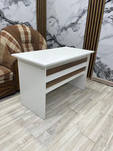 стол кухонный: ✅Stokda: 25 ədəd var ✅Yenidir! qiymət real öz qiymətidir!