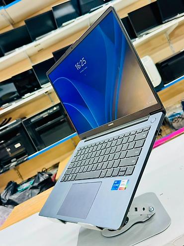 en ucuz macbook: HUAWEI MateBook | Intel Core i5 12-ci Nəsil | 512GB NVMe SSD — 3