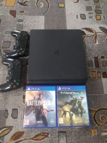 notebook hp: Продаю playstation 4 slim 1 Тб памяти 2 джойстика (на одном джойстики