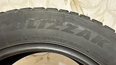 bridgestone blizzak: ❄️ Продам комплект зимней резины Bridgestone Blizzak 225/60 R17 — 3