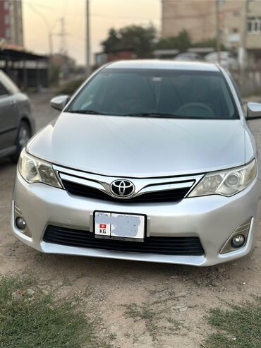 машина джип: Toyota Camry: 2013 г., 2.5 л, Автомат, Бензин, Седан