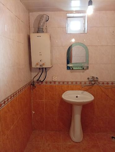 Uzunmüddətli kirayə evlər: 100 kv. m, 3 otaqlı, Qaz — 7