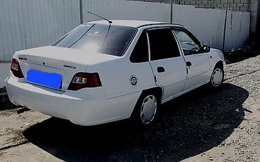 Daewoo Nexia: 2009 г., 1.6 л, Механика, Бензин, Седан