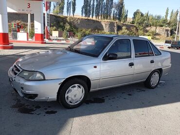 Daewoo: Daewoo Nexia: 2010 г., 1.5 л, Механика, Бензин, Седан