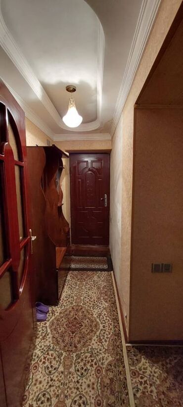 Uzunmüddətli kirayə mənzillər: Akim Abbasov kucesində bir otaqlı mənzil kirayə verilir. Tri Karonanan — 10