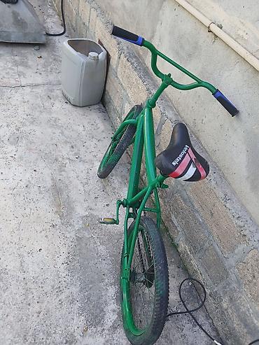 bmx 20: 3 ədəd velosiped satılır (bir yerdə və ya ayrı-ayrılıqda). 30 Azn Lik) — 10