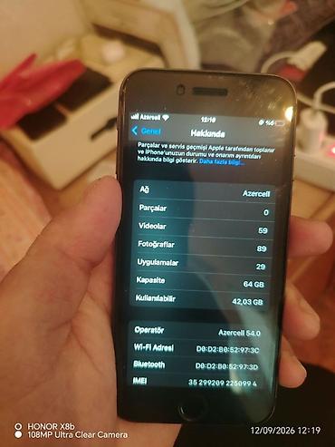 apple se 2020: IPhone 8, 64 GB, Qara, Barmaq izi — 5
