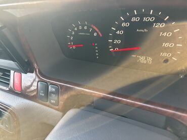 Honda: Honda Odyssey: 2000 г., 3 л, Автомат, Газ, Минивэн — 22