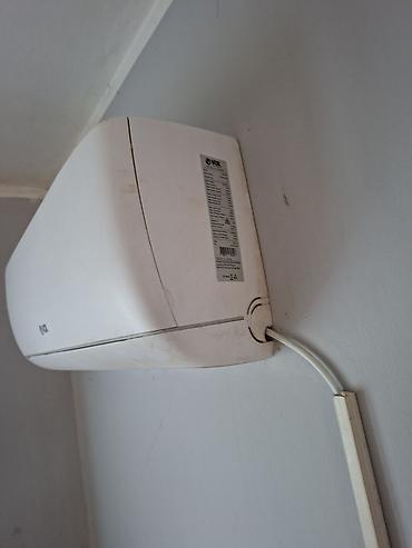preklopnik switch: Klima uređaj Vox Inverter 12 btu stara 1.5 dana besprekorna sa — 8