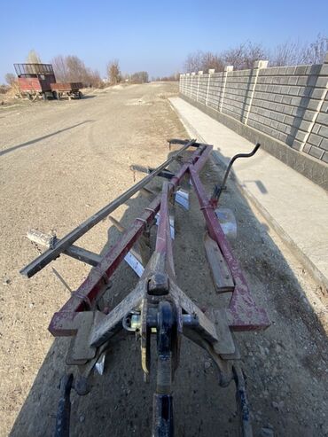 Оборотные плуги, перевертыши: Навесной оборотный плуг для трактора, 5-корпусный. Плн 5-35. Рама — 7