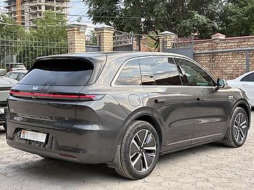 фотон ловол: Lixiang L6: 2024 г., 1.5 л, Автомат, Гибрид, Кроссовер — 8