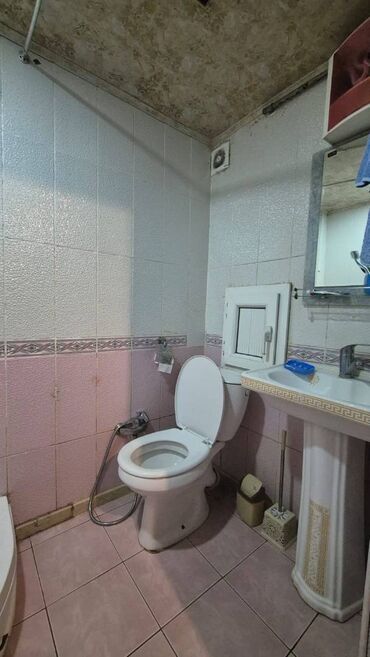 Köhnə tikili: Bakı, 3 otaqlı, Köhnə tikili, m. Xalqlar Dostluğu, 60 kv. m -da lalafo.az — 15 Köhnə tikili: Bakı, 3 otaqlı, Köhnə tikili, m. Xalqlar Dostluğu, 60 kv. m — 15