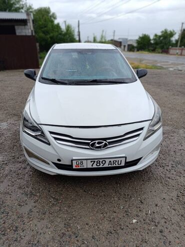 Hyundai: Hyundai Solaris: 2015 г., 1.4 л, Автомат, Бензин, Седан