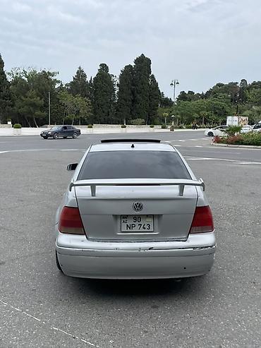 Volkswagen: Volkswagen Jetta: 2 l | 2003 il Sedan — 7