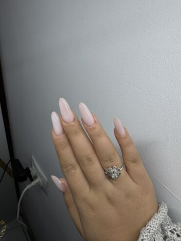 аренда авто последующим выкупом: Тырмак өстүрүү, Маникюр, Бир жолку сарпталуучу материалдар