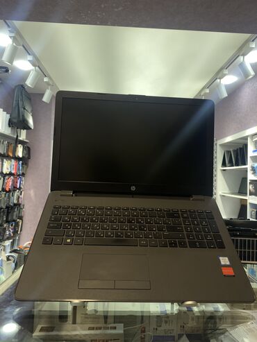 notebook çantası: İşlənmiş HP Pavilion, 15.6 ", Intel Core i3, 256 GB, Ünvandan götürmə, Pulsuz çatdırılma, Ödənişli çatdırılma