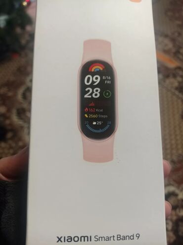 Xiaomi: Подам фитнес браслет mi band 9. В отличном состоянии. Имеет защиту от