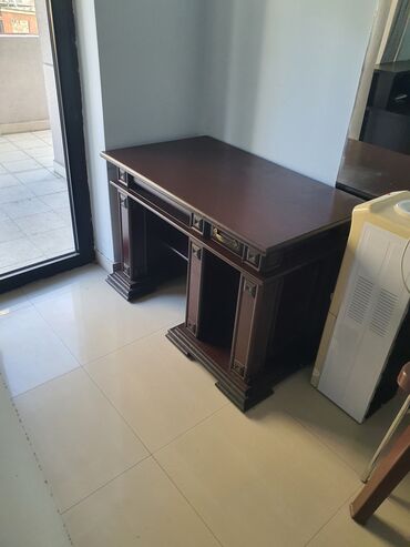 Salon, tibbi mebel dəsti: Işlənmiş salon malları satılır hər mehsulun ayrı ayrılıqda qiyməti — 9