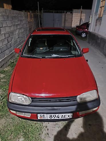 Volkswagen Golf: 1994 г., 1.8 л, Механика, Газ, Хэтчбэк