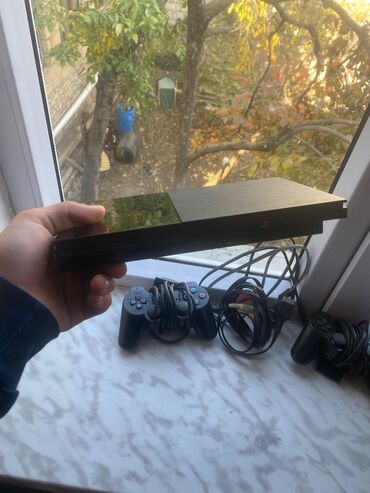 PS2 & PS1 (Sony PlayStation 2 & 1): İdeal vezyetdedi playstation2 usdunde 2 edest pult verilir 1 eded pes — 3